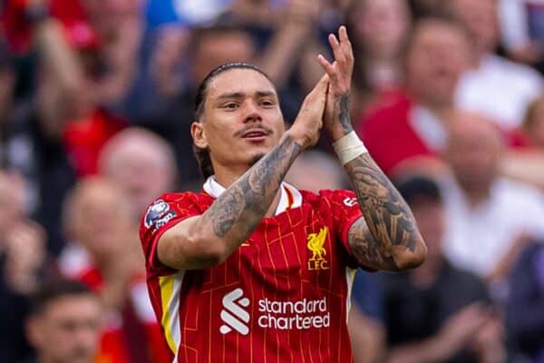 LIVERPOOL, ENGLAND – Saturday September 21, 2024: Liverpool's Darwin Núñez applauds fans as he is substituted during the FA Premier League match between Liverpool FC and AFC Bournemouth at Anfield. Liverpool won 3-0. (Photo by David Rawcliffe/Propaganda)