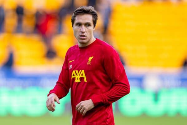 WOLVERHAMPTON, ENGLAND - Saturday, September 28, 2024: Liverpool's Federico Chiesa during the pre-match warm-up before the FA Premier League match between Wolverhampton Wanderers FC and Liverpool FC at Molineux Stadium. (Photo by David Rawcliffe/Propaganda)