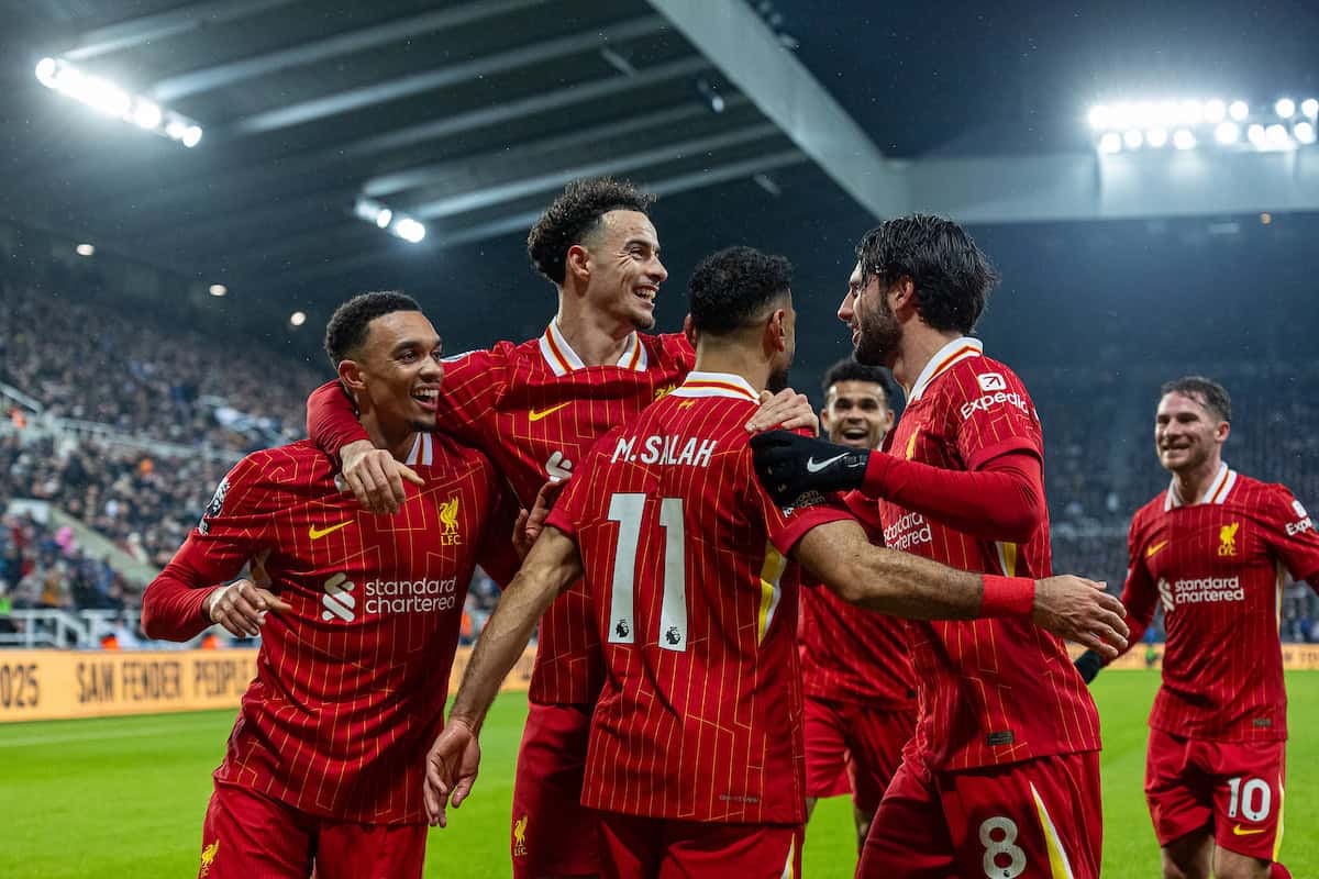 NEWCASTLE-UPON-TYNE, ENGLAND - Wednesday, December 4, 2024: Liverpool's Mohamed Salah (C) celebrates with team-mates Trent Alexander-Arnold, Curtis Jones and Dominik Szoboszlai after scoring his side's third goal to make the score 2-3 during the FA Premier League match between Newcastle United FC and Liverpool FC at St James' Park. The game ended in a 3-3 draw. (Photo by David Rawcliffe/Propaganda)