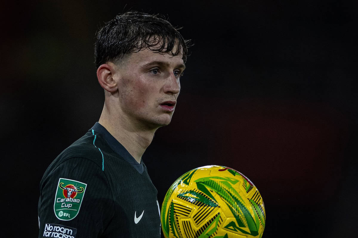 SOUTHAMPTON, ENGLAND - Tuesday, December 17, 2024: Liverpool's Tyler Morton during the Football League Cup Quarter-Final match between Southampton FC and Liverpool FC at St Mary's Stadium. (Photo by David Rawcliffe/Propaganda)