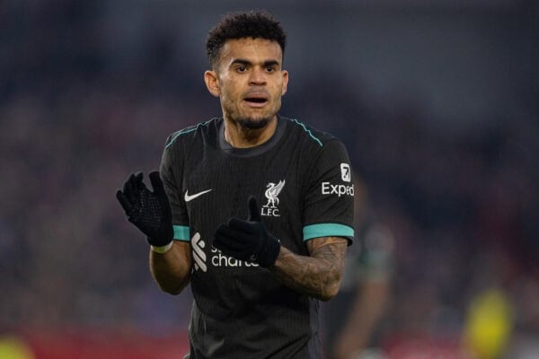 LONDON, ENGLAND - Saturday, January 18, 2025: Liverpool's Luis Díaz during the FA Premier League match between Brentford FC and Liverpool FC at the Brentford Community Stadium. Liverpool won 2-0. (Photo by David Rawcliffe/Propaganda)