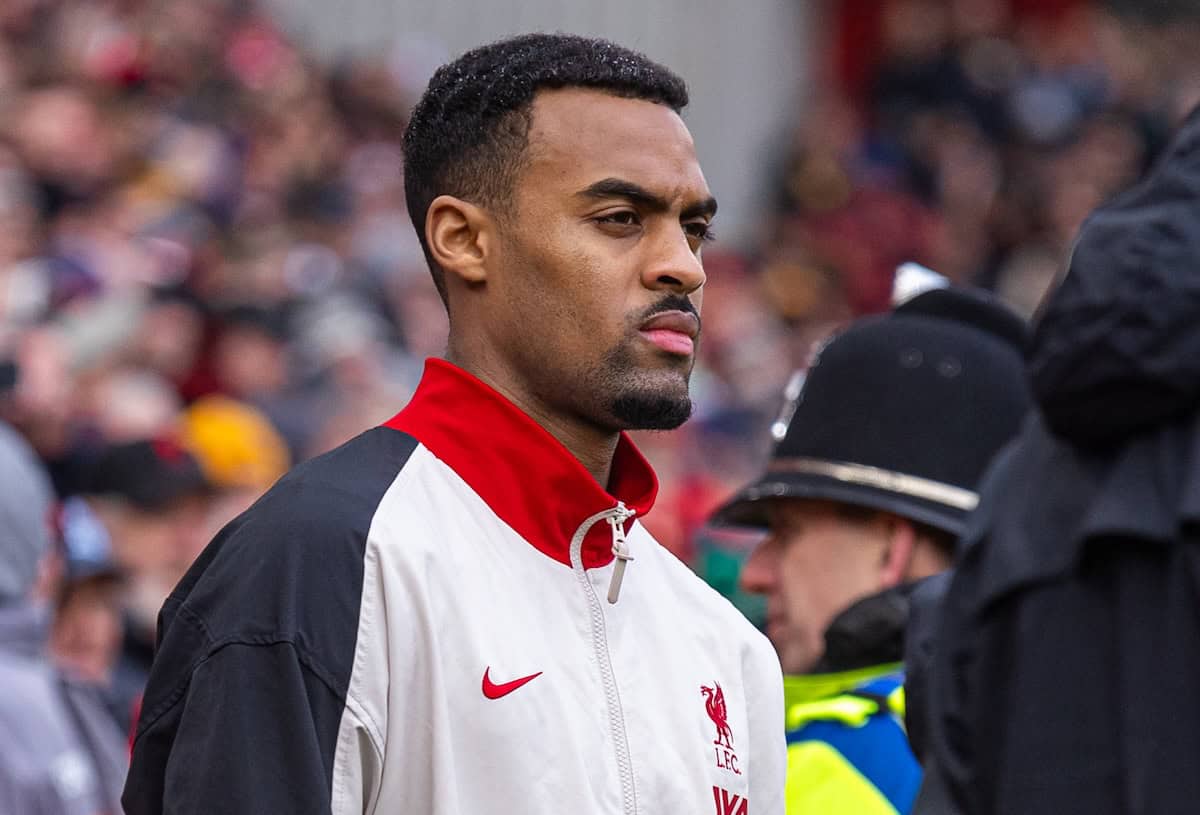 LIVERPOOL, ENGLAND - Sunday, February 16, 2025: Liverpool's Ryan Gravenberch walks out before the FA Premier League match between Liverpool FC and Wolverhampton Wanderers FC at Anfield. Liverpool won 2-1. (Photo by David Rawcliffe/Propaganda)