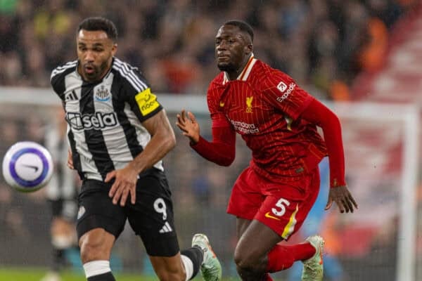 LIVERPOOL, ENGLAND - Wednesday, February 26, 2025: Liverpool's Ibrahima Konaté (R) chases down Newcastle United's Callum Wilson during the FA Premier League match between Liverpool FC and Newcastle United FC at Anfield. (Photo by David Rawcliffe/Propaganda)