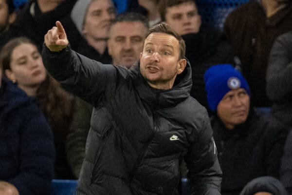 LONDON, ENGLAND - Sunday, January 2, 2022: Liverpool's first-team development coach Pepijn Lijnders during the FA Premier League match between Chelsea FC and Liverpool FC at Stamford Bridge. (Pic by David Rawcliffe/Propaganda)