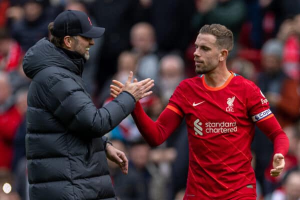 LIVERPOOL, ENGLAND - Saturday, April 2, 2022: Liverpool's manager Jürgen Klopp celebrates with captain Jordan Henderson after the FA Premier League match between Liverpool FC and Watford FC at Anfield. Liverpool won 2-0. (Pic by David Rawcliffe/Propaganda)