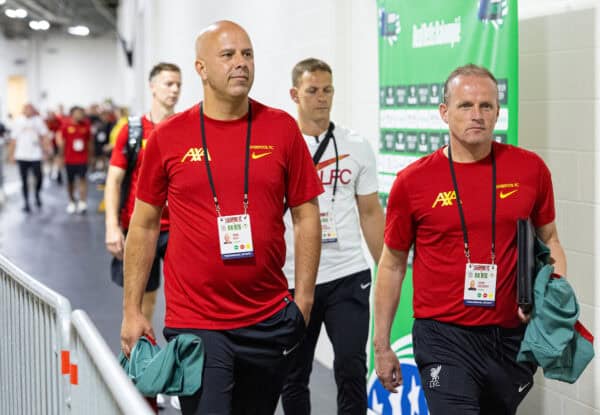 PITTSBURGH - Friday, July 26, 2024: Liverpool's head coach Arne Slot arrives before a pre-season friendly match between Liverpool and Real Betis Balompié at the Acrisure Stadium on day three of the club's pre-season tour of the USA. (Photo by David Rawcliffe/Propaganda)