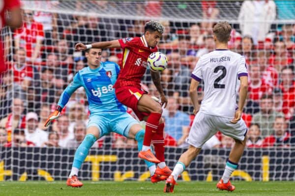 LIVERPOOL, ENGLAND - Saturday, September 21, 2024: Liverpool's Luis Díaz goes around AFC Bournemouth's goalkeeper Kepa Arrizabalaga on his way to scoring the opening goal during the FA Premier League match between Liverpool FC and AFC Bournemouth at Anfield. (Photo by David Rawcliffe/Propaganda)