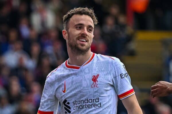 LONDRA, INGHILTERRA - sabato 5 ottobre 2024: Diogo Jota di Liverpool festeggia dopo aver segnato il primo gol durante la partita della fa Premier League tra il Crystal Palace FC e il Liverpool FC al Selhurst Park. (Foto di David Rawcliffe/Propaganda)