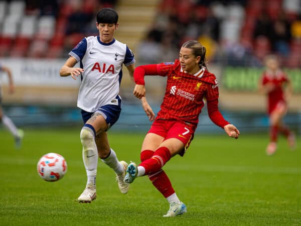 LONDRA, INGHILTERRA - domenica 6 ottobre 2024: Cornelia Kapocs di Liverpool durante la partita della fa Women's Super League tra il Tottenham Hotspur FC Women e il Liverpool FC Women a Brisbane Road. (Foto di David Rawcliffe/Propaganda)