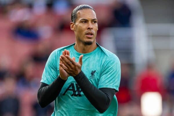 LONDON, ENGLAND - Sunday, October 27, 2024: Liverpool's captain Virgil van Dijk during the pre-match warm-up before the FA Premier League match between Arsenal FC and Liverpool FC at the Emirates Stadium. (Photo by David Rawcliffe/Propaganda)