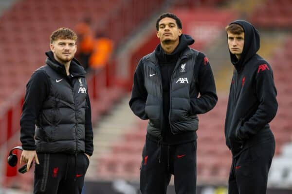 SOUTHAMPTON, ENGLAND - Sunday, November 24, 2024: Liverpool's (L-R) Harvey Elliott, Jarell Quansah, Tyler Morton before the FA Premier League match between Southampton FC and Liverpool FC at St Mary's Stadium. (Photo by David Rawcliffe/Propaganda)