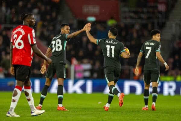 SOUTHAMPTON, ENGLAND - Sunday, November 24, 2024: Liverpool's Mohamed Salah celebrates after scoring his side's second goal during the FA Premier League match between Southampton FC and Liverpool FC at St Mary's Stadium. (Photo by David Rawcliffe/Propaganda)