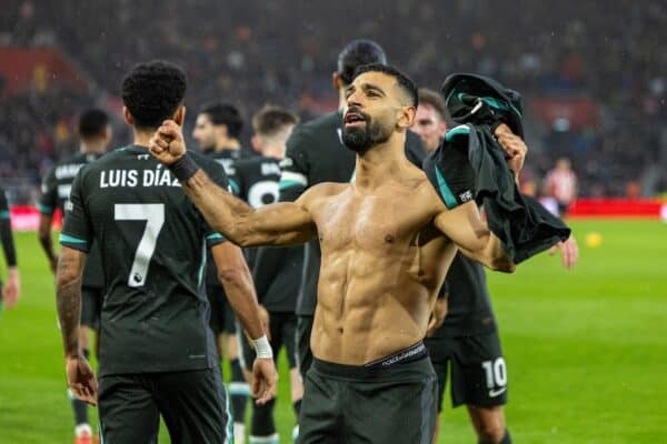 SOUTHAMPTON, ENGLAND - Sunday, November 24, 2024: Liverpool's Mohamed Salah celebrates after scoring the third goal during the FA Premier League match between Southampton FC and Liverpool FC at St Mary's Stadium. (Photo by David Rawcliffe/Propaganda)