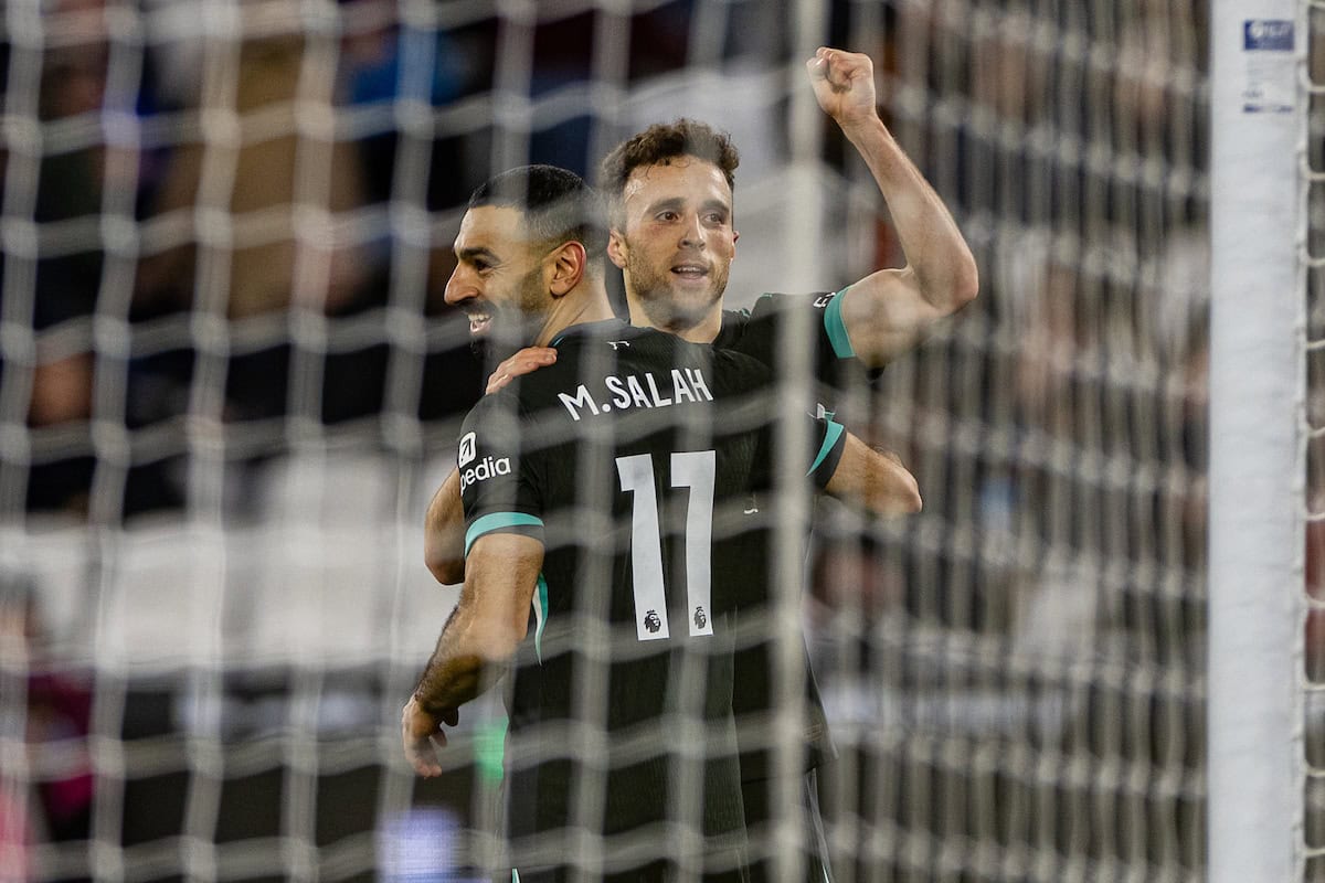 LONDON, ENGLAND - Sunday, December 29, 2024: Liverpool's Diogo Jota celebrates after scoring the fifth goal during the FA Premier League match between West Ham United FC and Liverpool FC at the London Stadium. (Photo by David Rawcliffe/Propaganda)