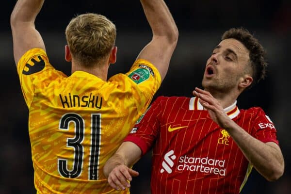 LONDON, ENGLAND - Wednesday, January 8, 2025: Liverpool's Diogo Jota (R) challenges Tottenham Hotspur's goalkeeper Antonín Kinský during the Football League Cup Semi-Final 1st Leg match between Tottenham Hotspur FC and Liverpool FC at the Tottenham Hotspur Stadium. (Photo by David Rawcliffe/Propaganda)