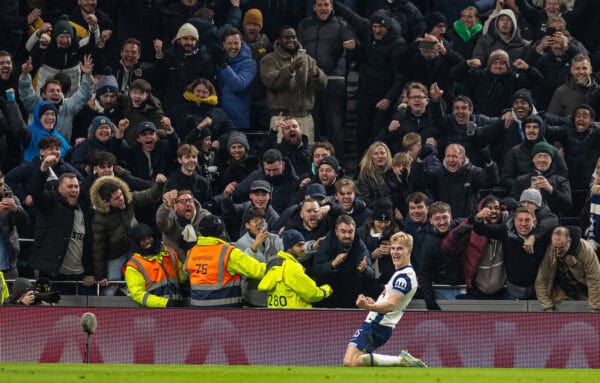 LONDON, ENGLAND - Wednesday, January 8, 2025: Tottenham Hotspur's Lucas Bergvall, who should have been sent off minutes earlier, celebrates after scoring the openiong goal during the Football League Cup Semi-Final 1st Leg match between Tottenham Hotspur FC and Liverpool FC at the Tottenham Hotspur Stadium. (Photo by David Rawcliffe/Propaganda)