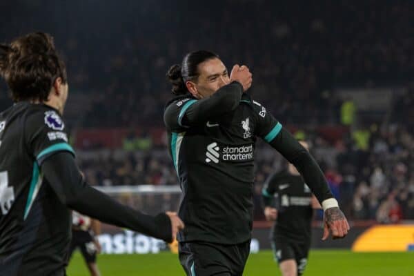 LONDON, ENGLAND - Saturday, January 18, 2025: Liverpool's Darwin Núñez celebrates after scoring the second goal during the FA Premier League match between Brentford FC and Liverpool FC at the Brentford Community Stadium. (Photo by David Rawcliffe/Propaganda)