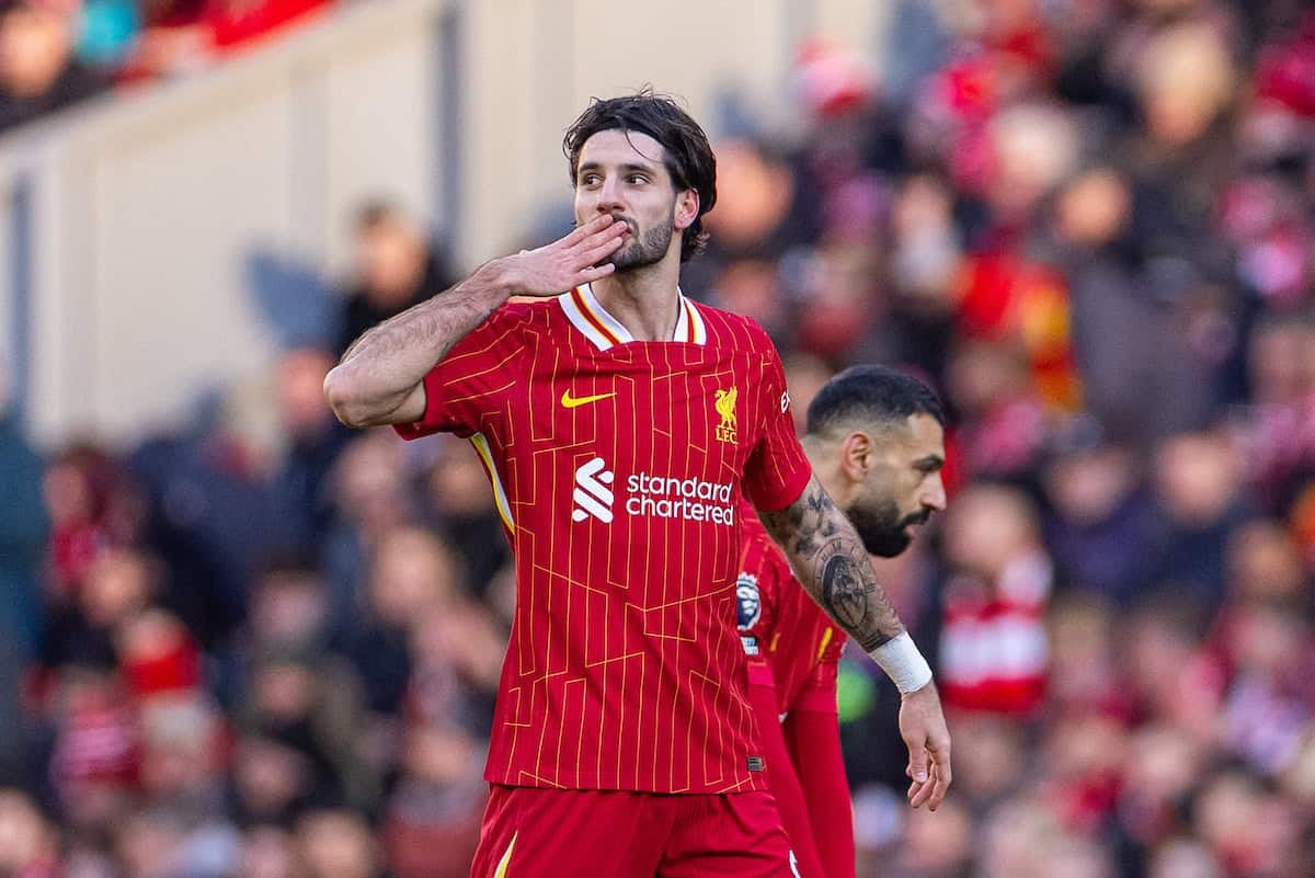 LIVERPOOL, ENGLAND - Saturday, January 25, 2025: Liverpool's Dominik Szoboszlai celebrates after scoring the first goal during the FA Premier League match between Liverpool FC and Ipswich Town FC at Anfield. (Photo by David Rawcliffe/Propaganda)