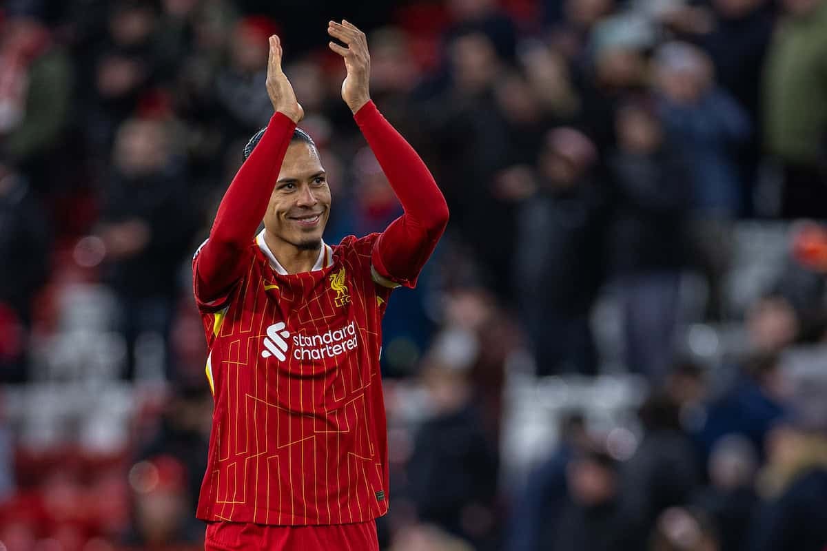 LIVERPOOL, ENGLAND - Saturday, January 25, 2025: Liverpool's captain Virgil van Dijk applauds the supporters after the FA Premier League match between Liverpool FC and Ipswich Town FC at Anfield. Liverpool won 4-1. (Photo by David Rawcliffe/Propaganda)