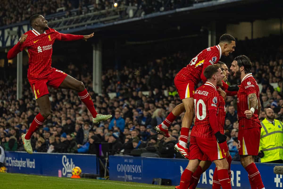 LIVERPOOL, ENGLAND - Wednesday, February 12, 2025: Liverpool's Mohamed Salah celebrates after scoring his side's second goal during the FA Premier League match between Everton FC and Liverpool FC, the 245th Merseyside Derby and the last one at Goodison Park. (Photo by David Rawcliffe/Propaganda)