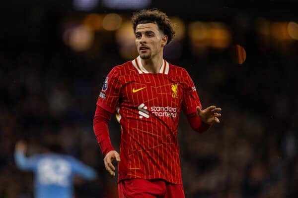 MANCHESTER, ENGLAND - Sunday, February 23, 2025: Liverpool's Curtis Jones during the FA Premier League match between Manchester City FC and Liverpool FC at the City of Manchester Stadium. (Photo by David Rawcliffe/Propaganda)