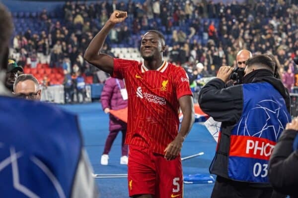 PARIS, FRANCE - Wednesday, March 5, 2025: Liverpool's Ibrahima Konaté celebrates after the UEFA Champions League Round of 16 1st Leg game between Paris Saint-Germain and Liverpool FC at the Parc des Princes. (Photo by David Rawcliffe/Propaganda)