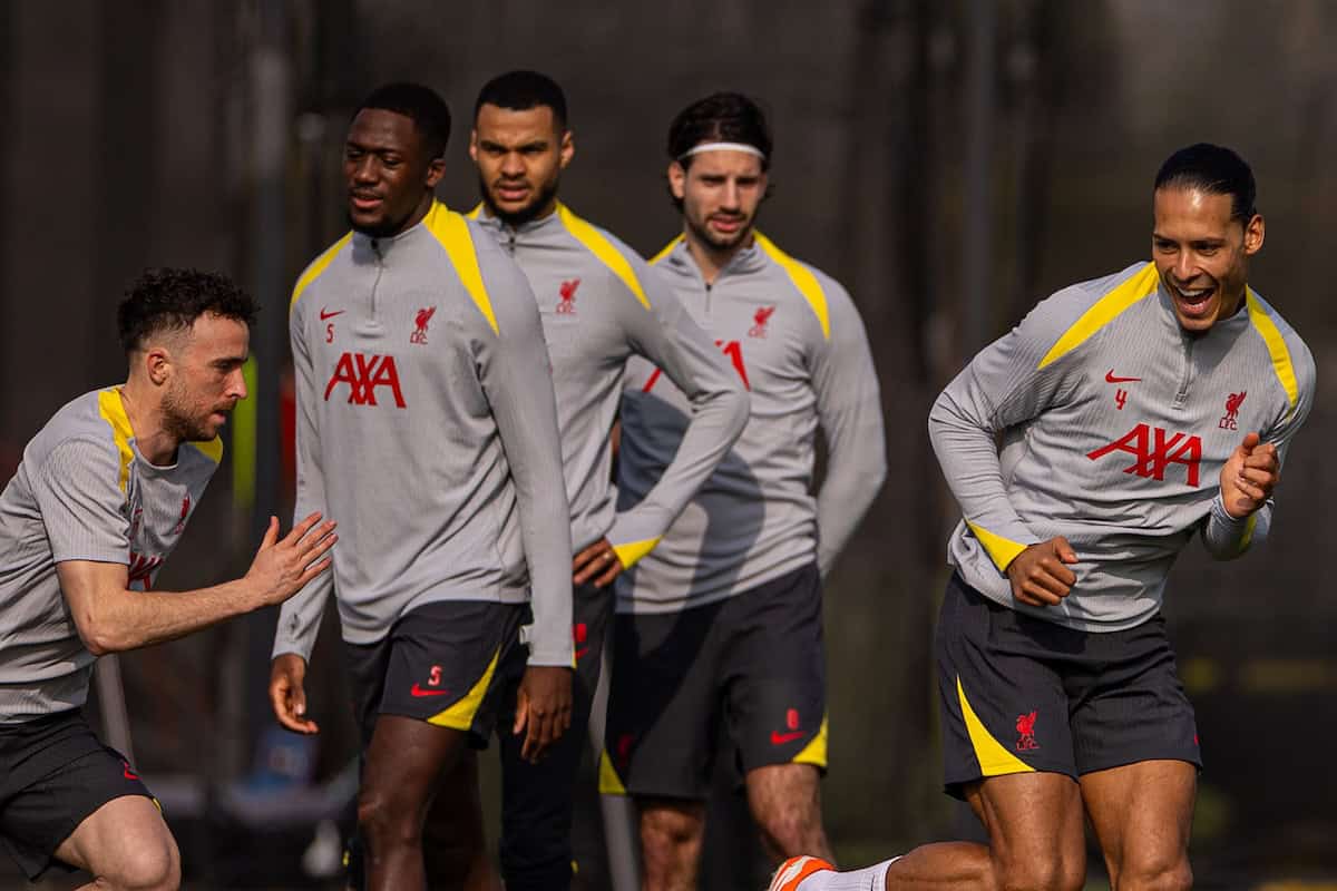 LIVERPOOL, ENGLAND - Monday, March 10, 2025: Liverpool's Diogo Jota (L) and captain Virgil van Dijk during a training session at the AXA Training Centre ahead of the UEFA Champions League Round of 16 2nd Leg match between Liverpool FC and Paris Saint-Germain. (Photo by David Rawcliffe/Propaganda)